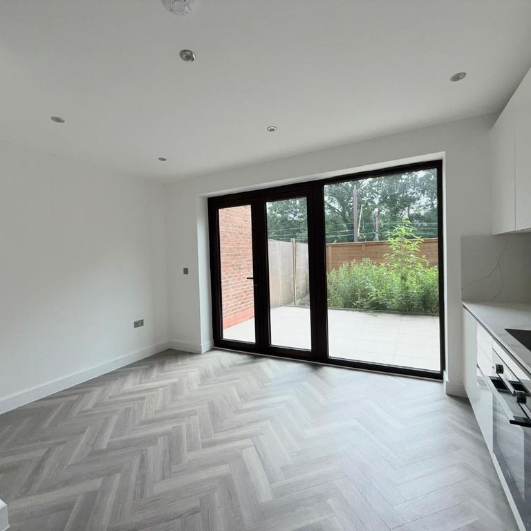 Property photo 2 of 21 03.Jpg