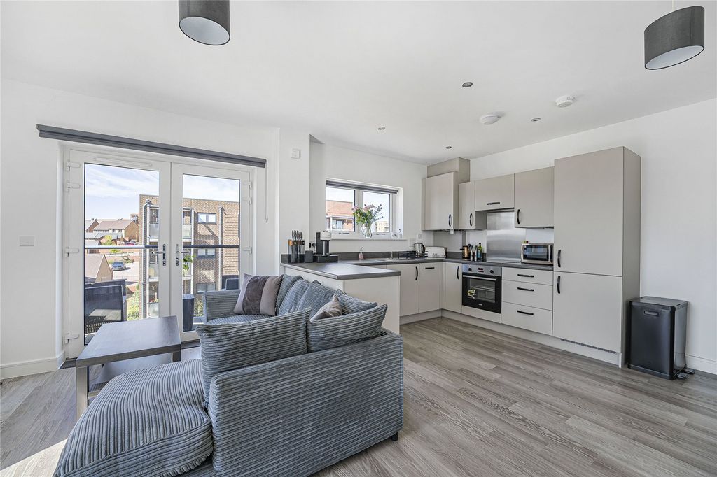 Property photo 2 of 20 Open Plan Living