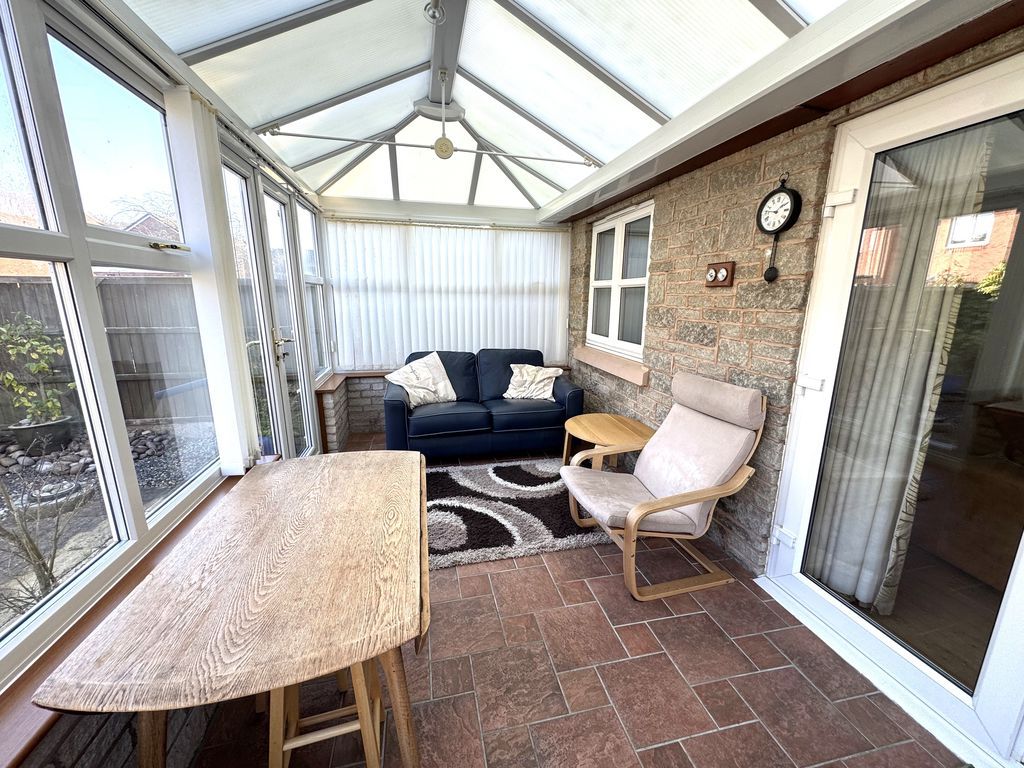 Property photo 3 of 8 Photo 4