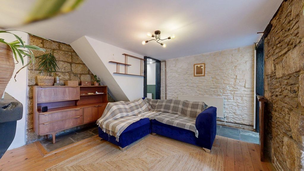 Property photo 3 of 23 -Southwell-Street-11112025_160251.Jpg