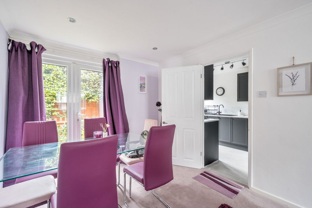 Property photo 3 of 21 1356572-6-68Ca73d...