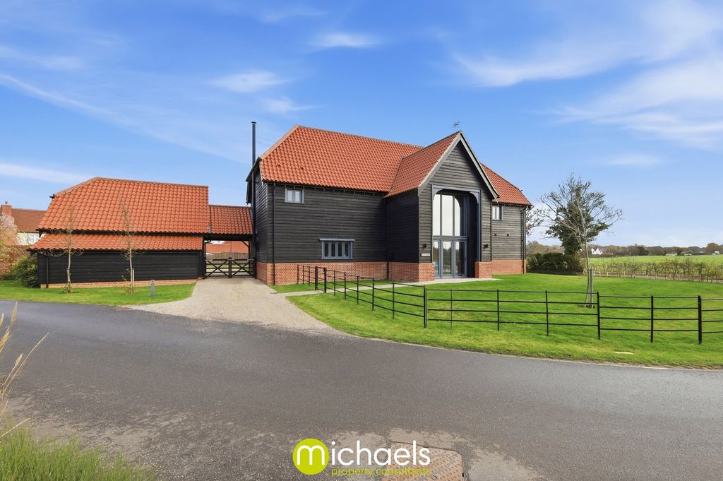 Property photo 1 of 52