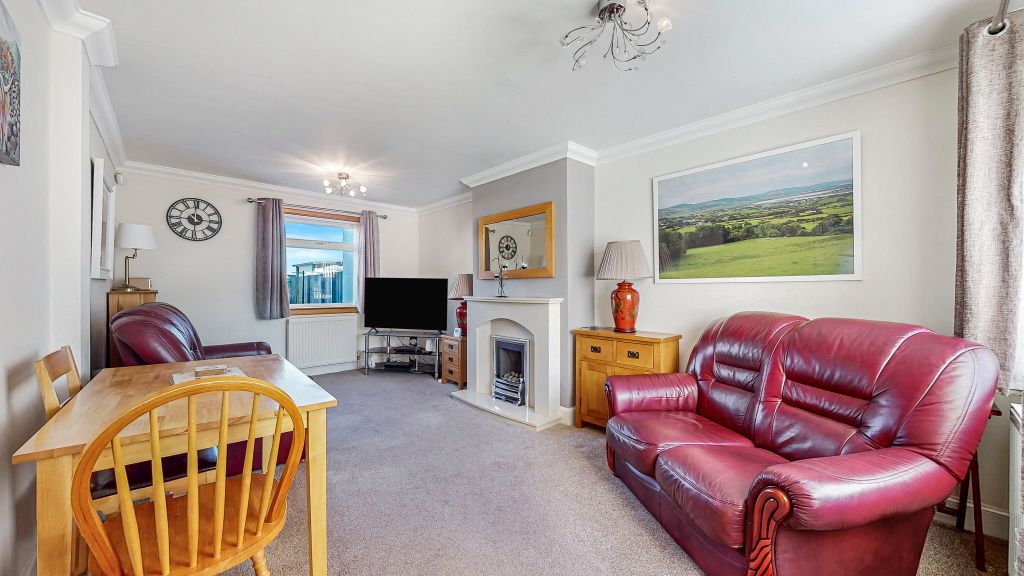 Property photo 3 of 19 2