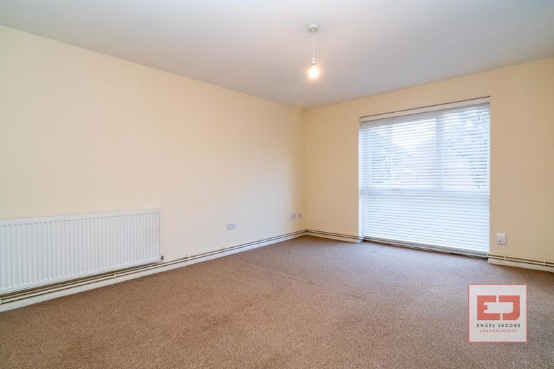 Property photo 2 of 7 Reception