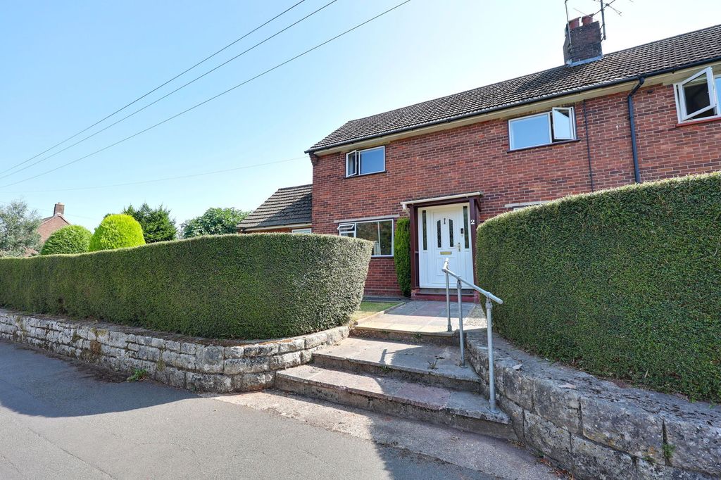Property photo 2 of 38