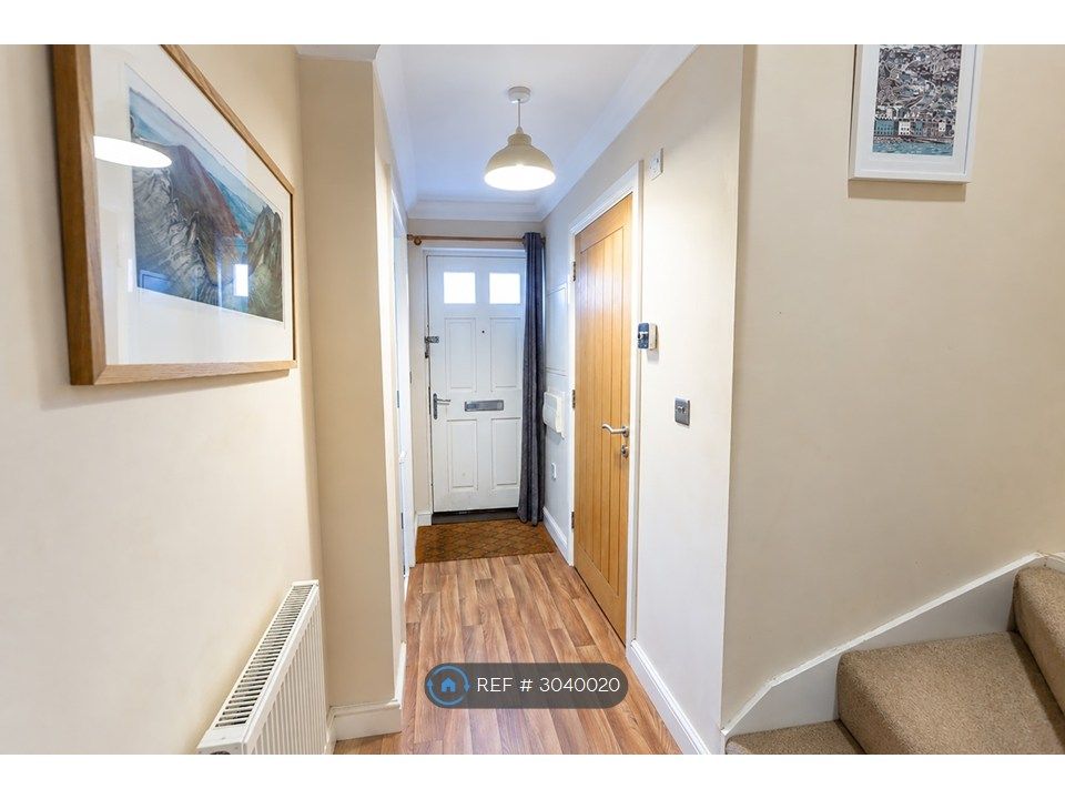 Property photo 3 of 23