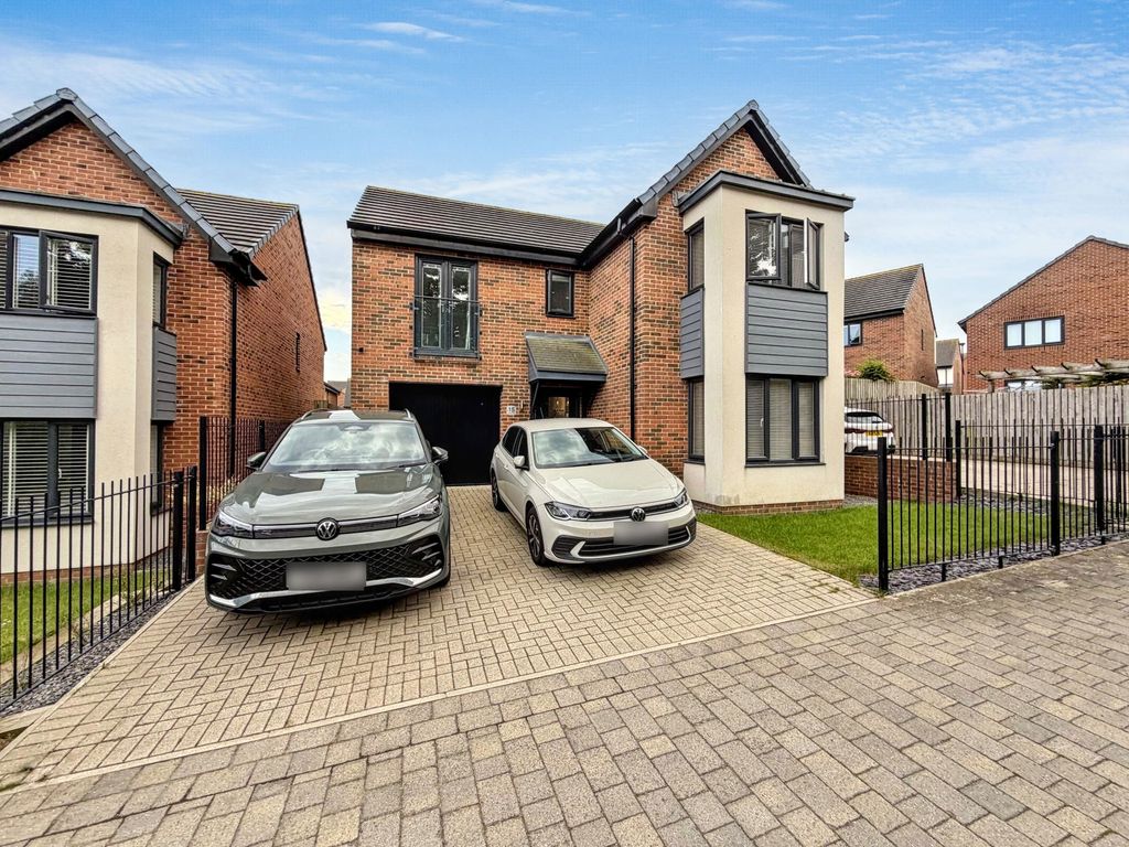 Property photo 1 of 34