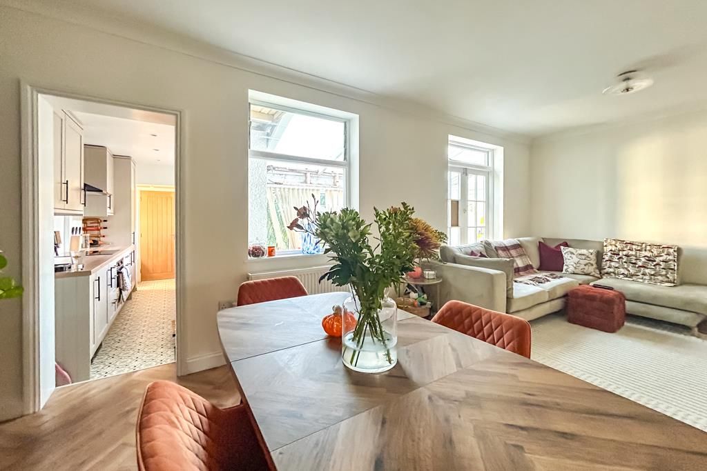 Property photo 2 of 22 Lounge/Diner