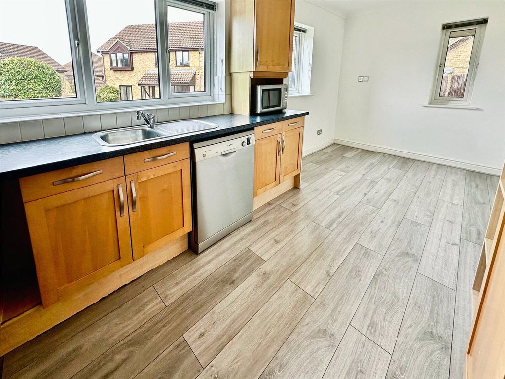 Property photo 3 of 14 Picture No. 22