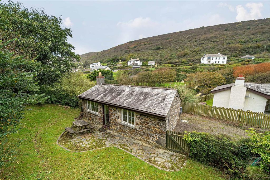 Property photo 1 of 11