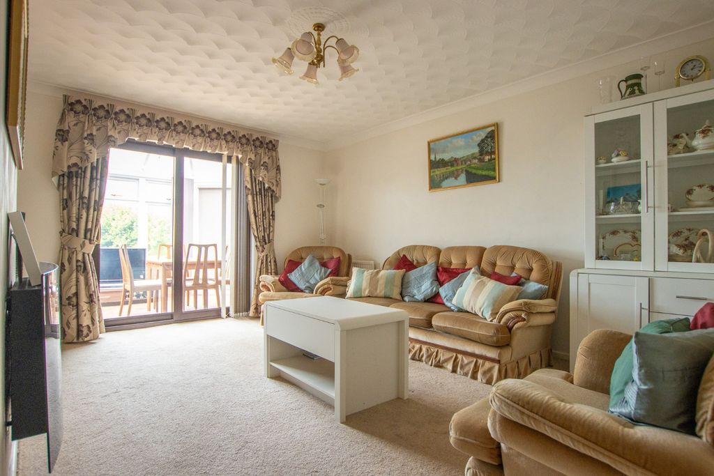 Property photo 3 of 28 5127026