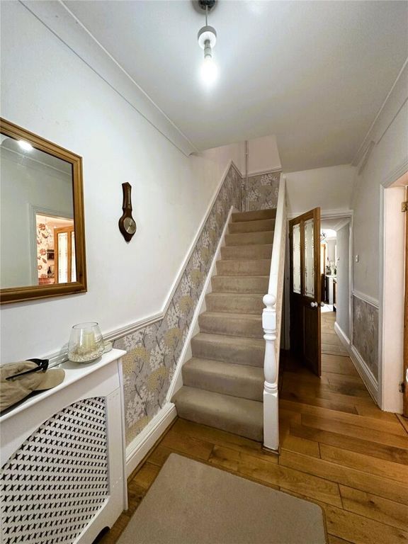 Property photo 2 of 22