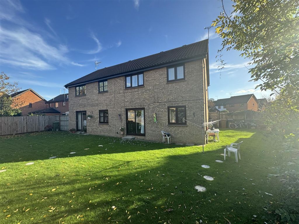 Property photo 2 of 16