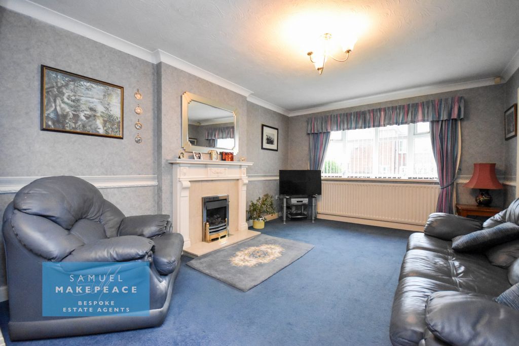 Property photo 3 of 25 Gallery