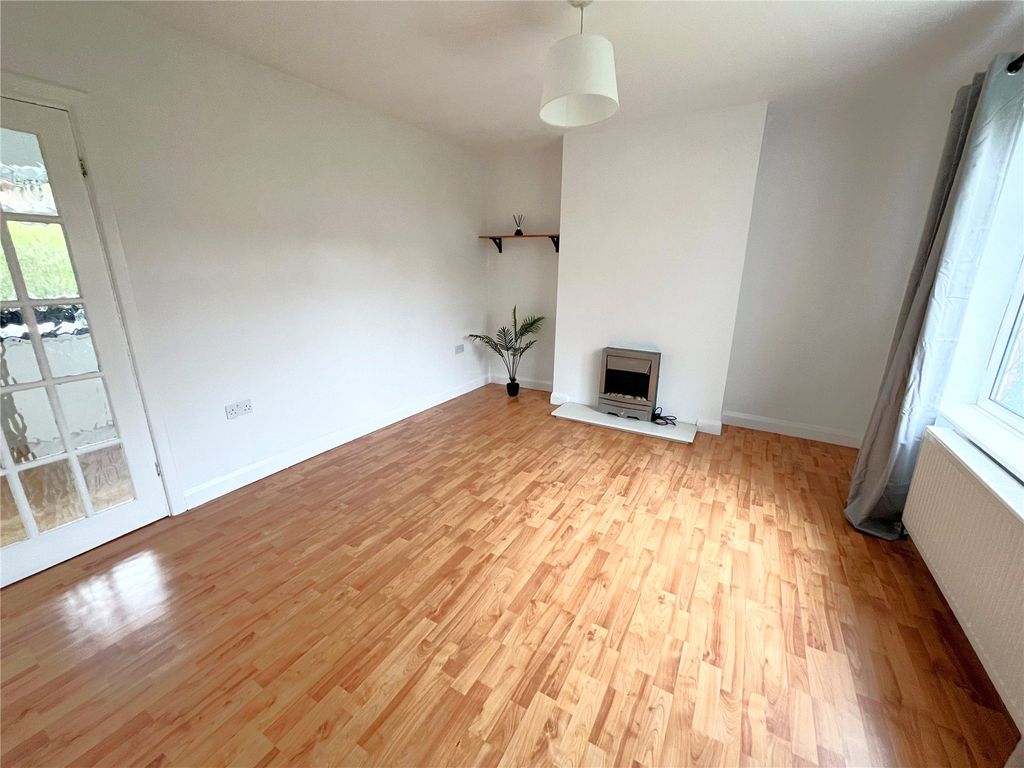 Property photo 3 of 15 Picture No. 13