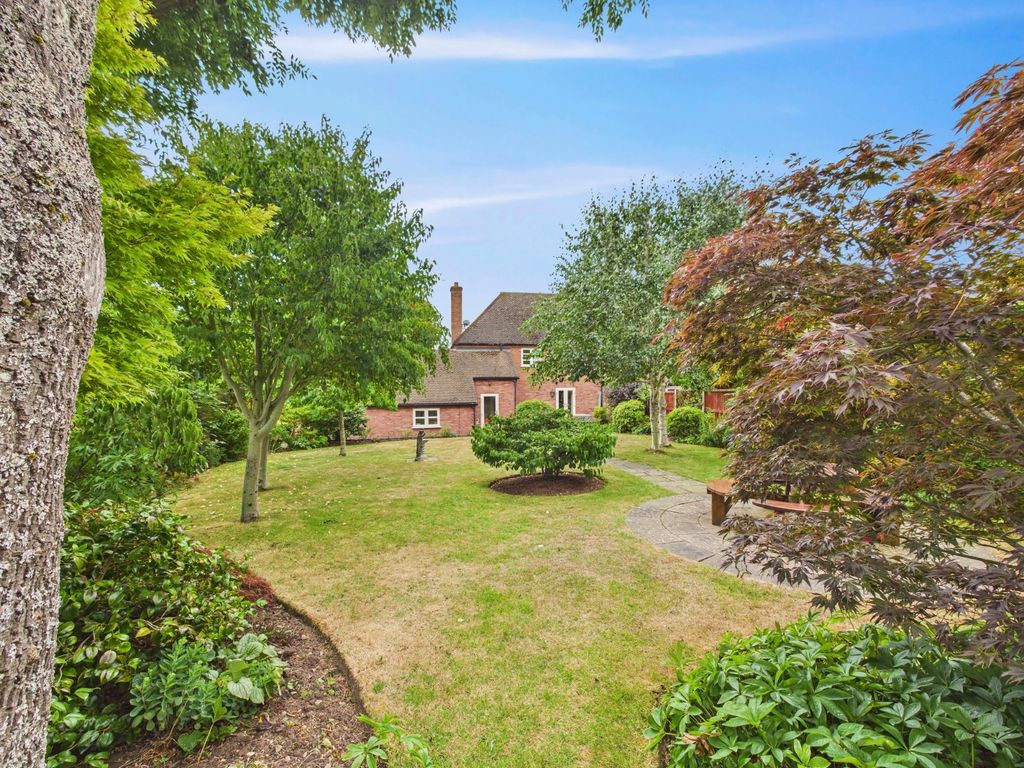 Property photo 3 of 19 Picture No. 28