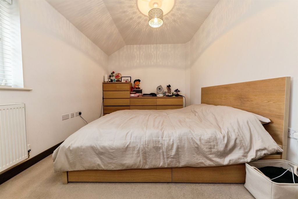 Additional image 10 of 1 bed property for saleArbury Place, Baldock SG7