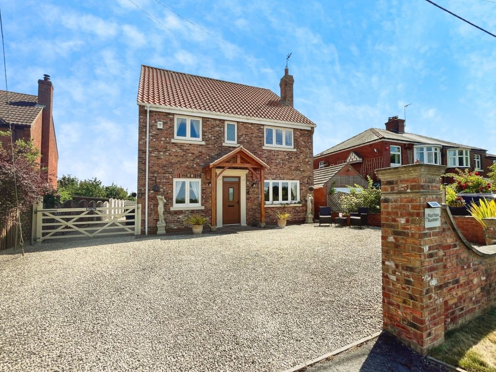 Property photo 1 of 33 4676831