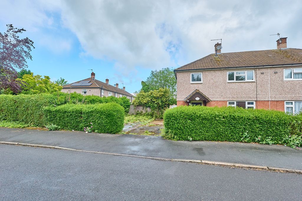 Property photo 1 of 12