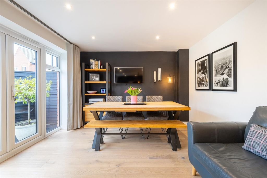 Property photo 3 of 29 22Hazelway-5.Jpg