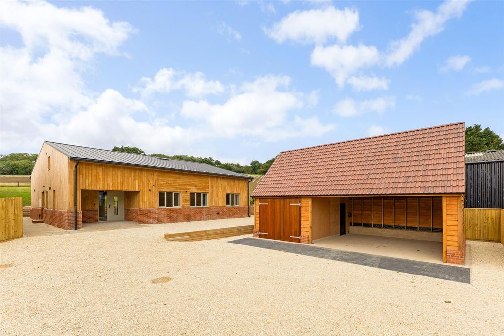Property photo 1 of 18 Vin1.Jpg