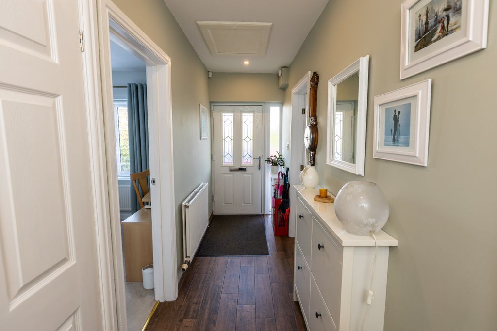 Property photo 2 of 26 _L6A0092