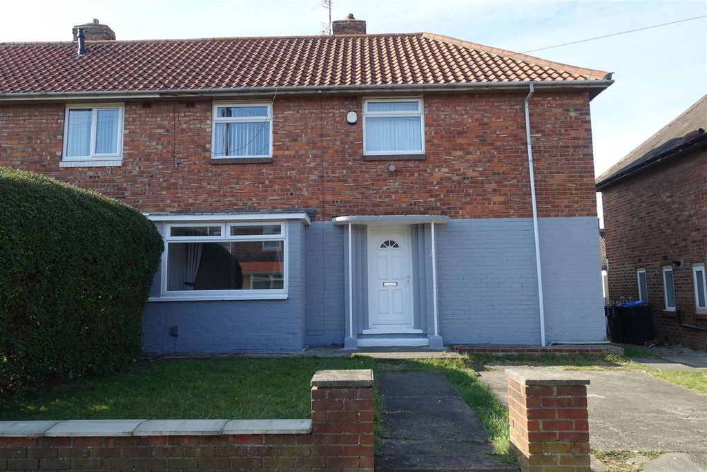 Property photo 1 of 11