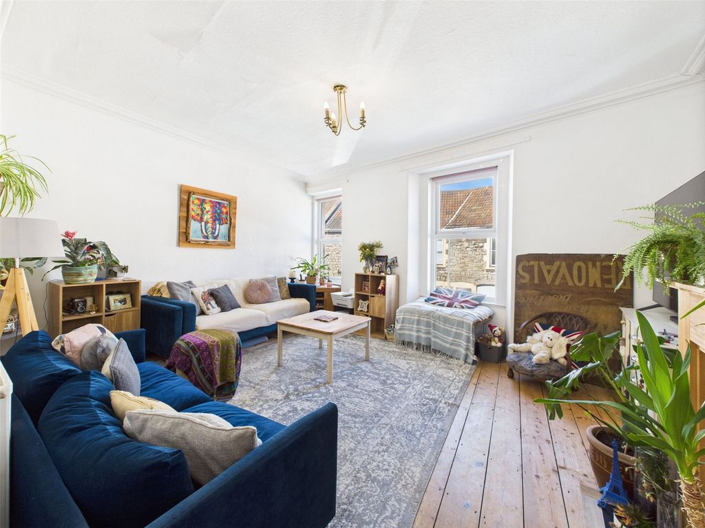 Property photo 2 of 10 Picture No. 03
