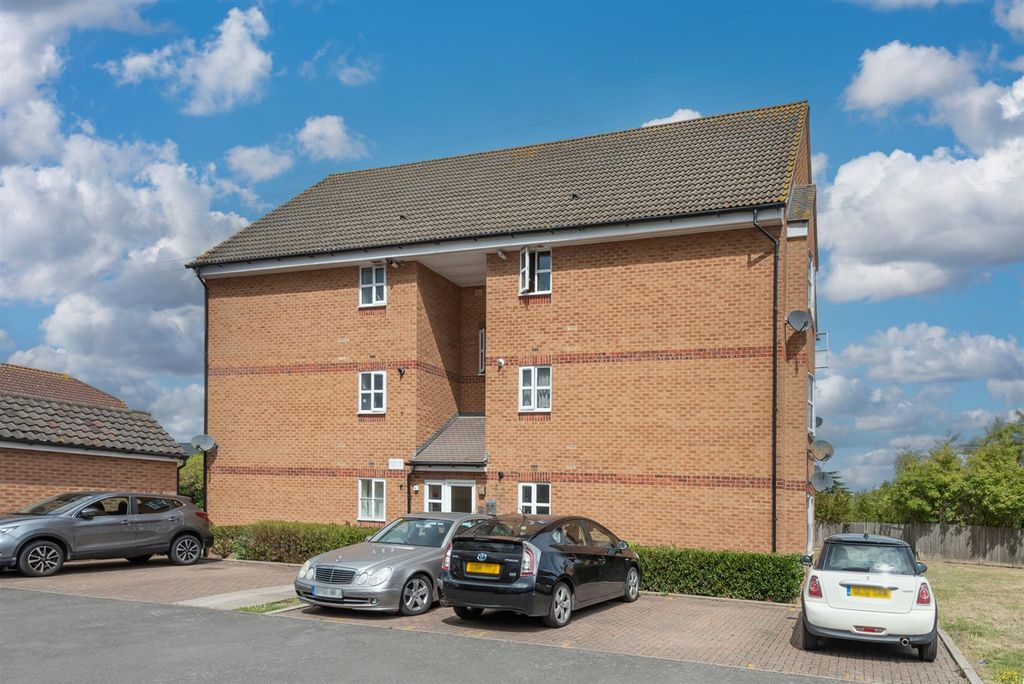 Property photo 1 of 10 01-8_Castalia_Court_Da1_5Ql.Jpg