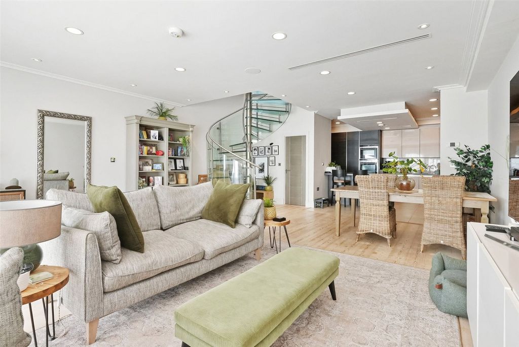 Property photo 1 of 13 Picture No. 12