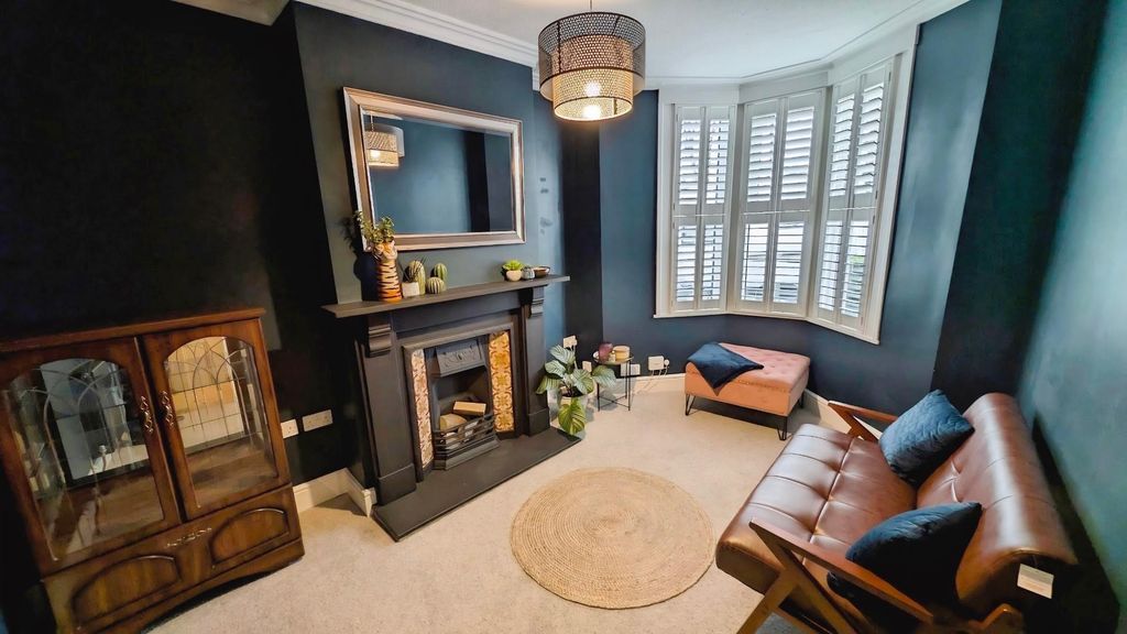 Property photo 2 of 28 Ecf8924A-Pxl_20260225_151559915.Jpg