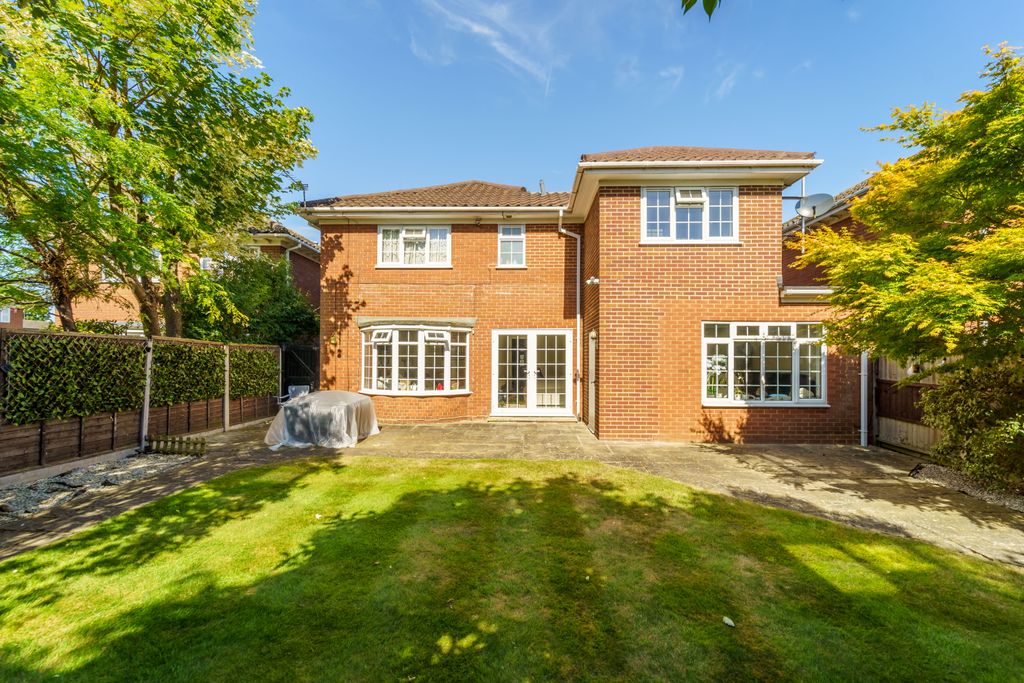 Property photo 3 of 24