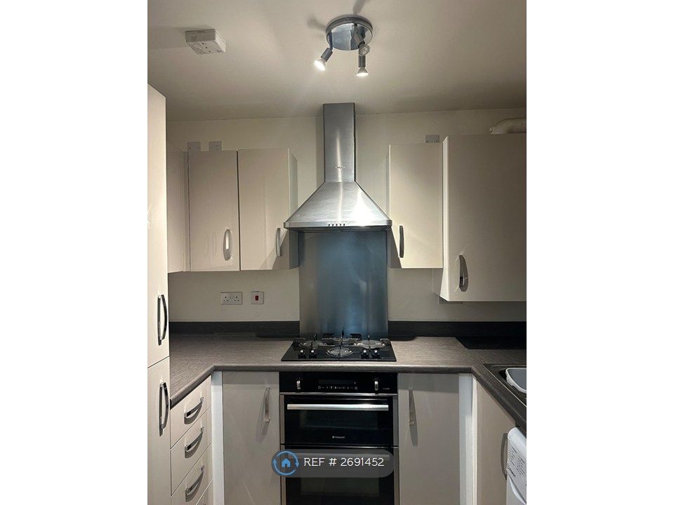 Property photo 3 of 21