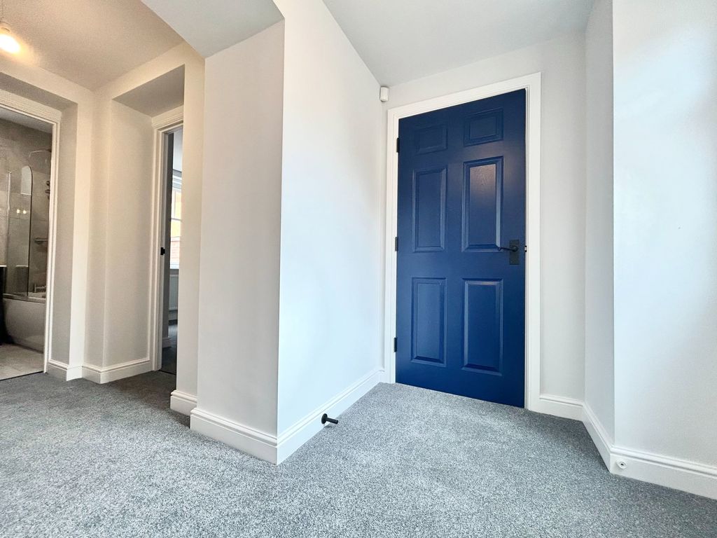 Additional image 9 of 2 bed flat for saleVicar Street, Sedgley, Dudley DY3