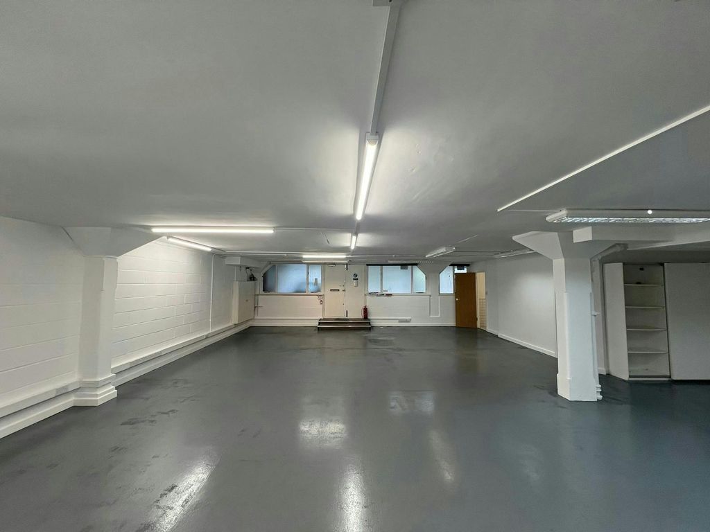 Property photo 1 of 7 7.Jpg