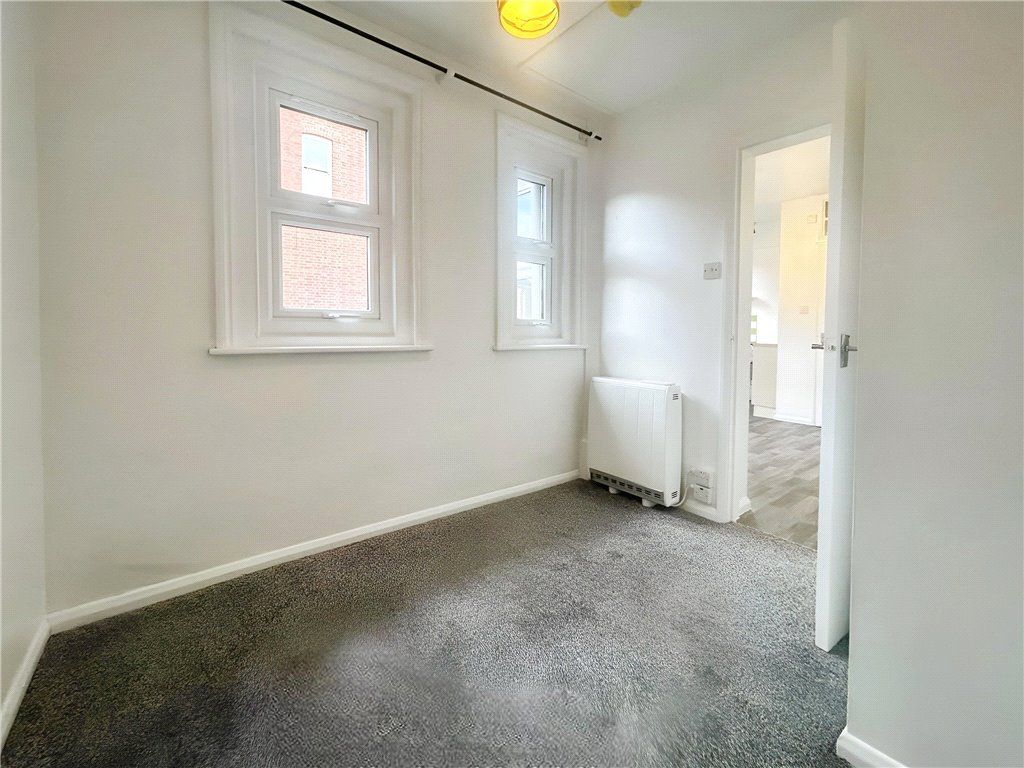 Property photo 3 of 7 Bedroom