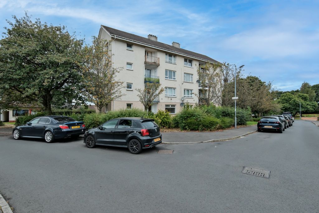 Property photo 1 of 27 5422751