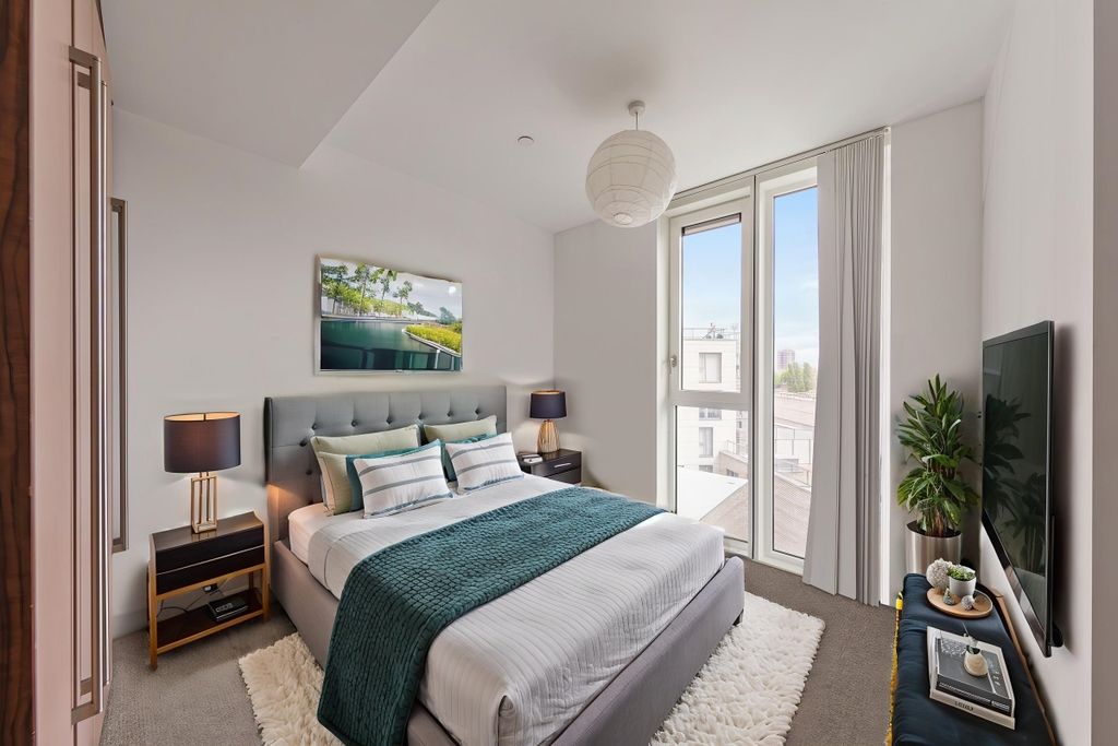 Property photo 3 of 10 Avantgarde Tower
