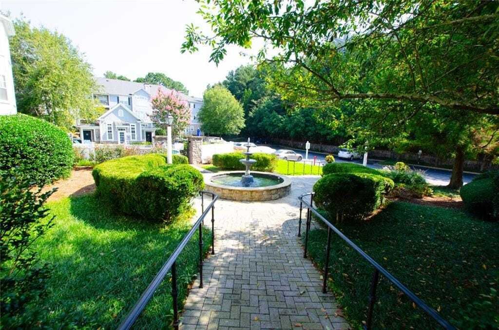 Property photo 1 of 30