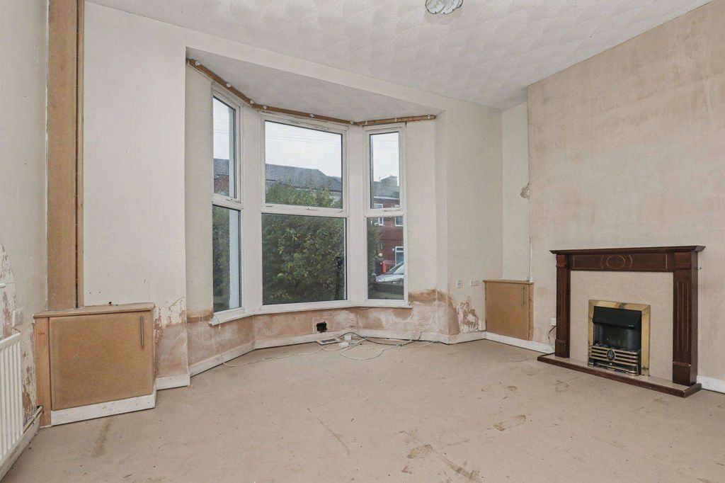 Property photo 2 of 12 9 Edge Grove, Fairfield, Liverpool L7 0Hn