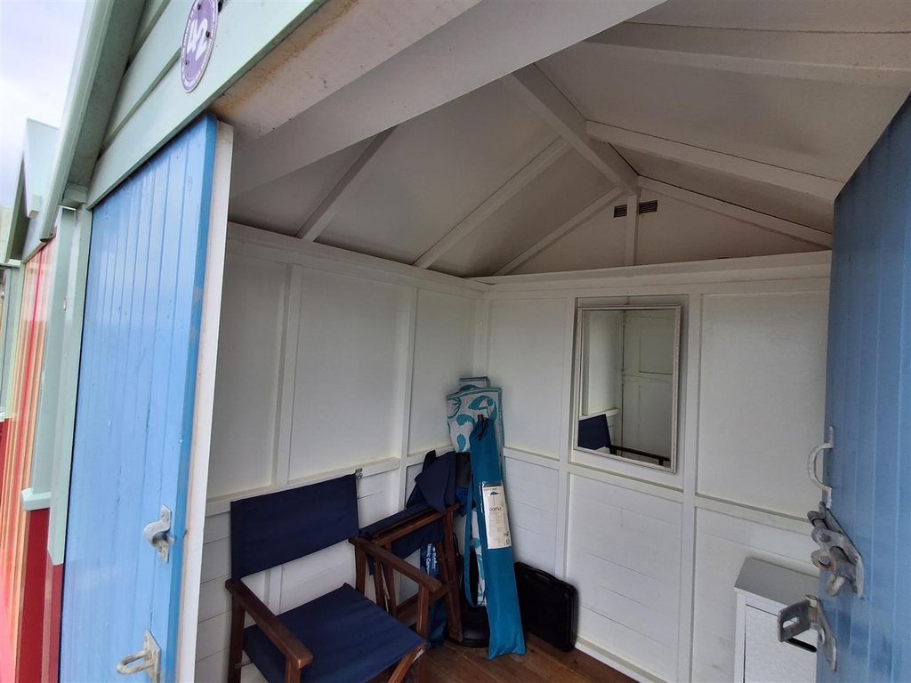 Property photo 1 of 8 4.Jpg
