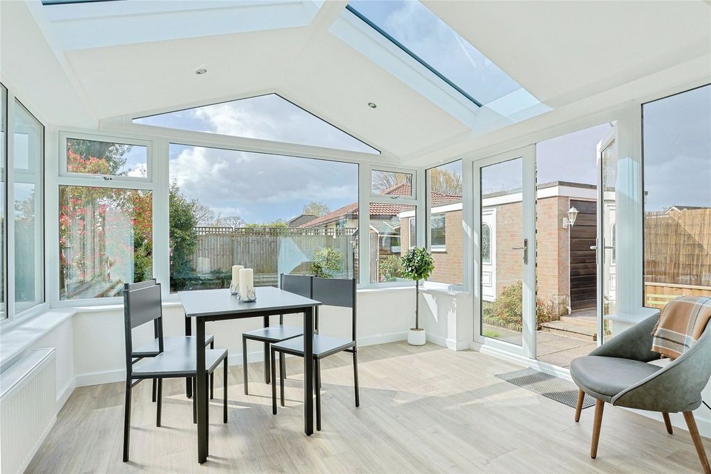 Property photo 3 of 20 Picture No. 30