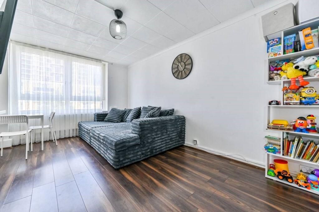Property photo 3 of 11