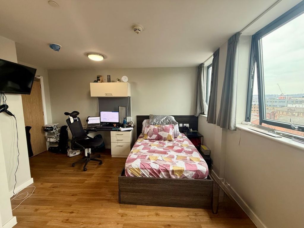 Property photo 2 of 7 Image 2