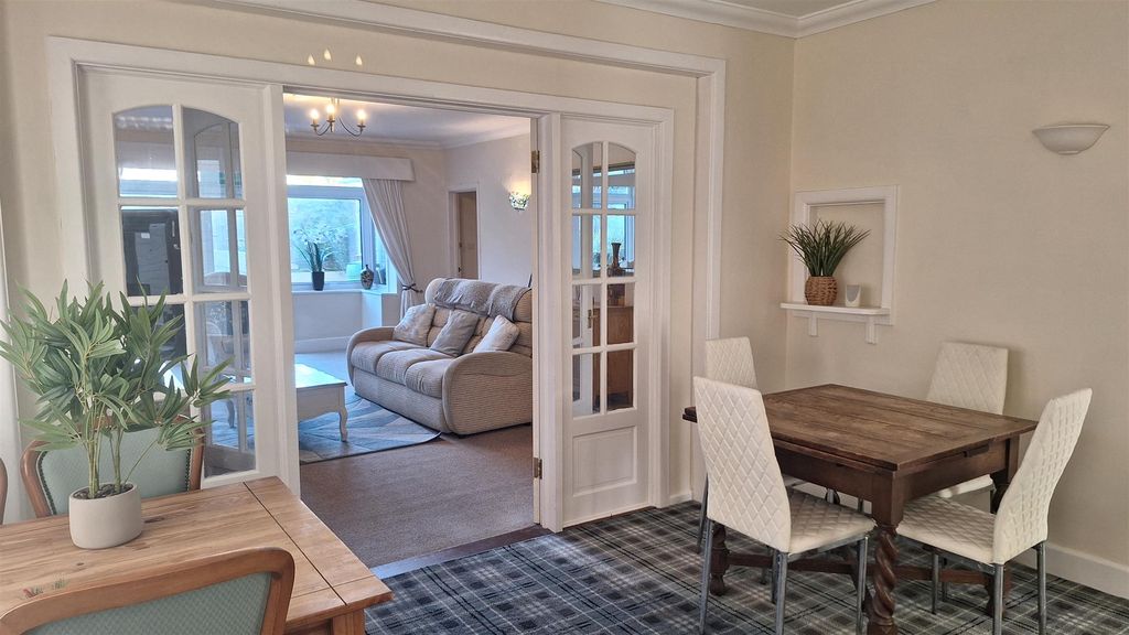 Property photo 3 of 17 4270 Dine 2.Jpg