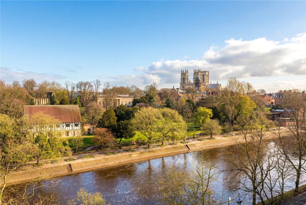 Property photo 1 of 12 View