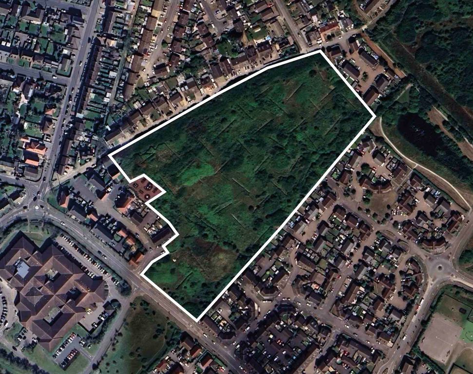 Property photo 1 of 2