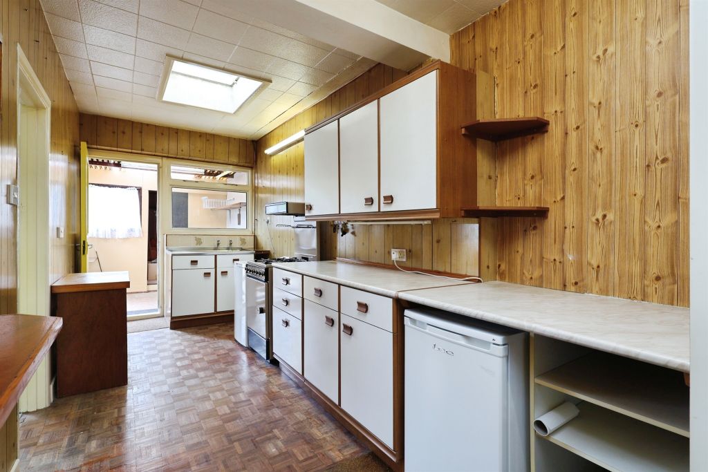 Property photo 2 of 17