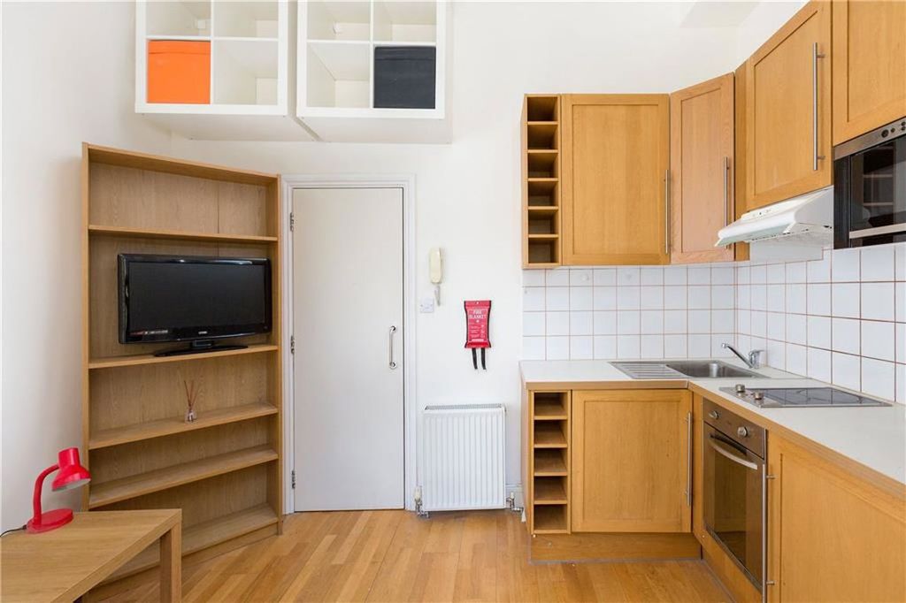 Property photo 3 of 4