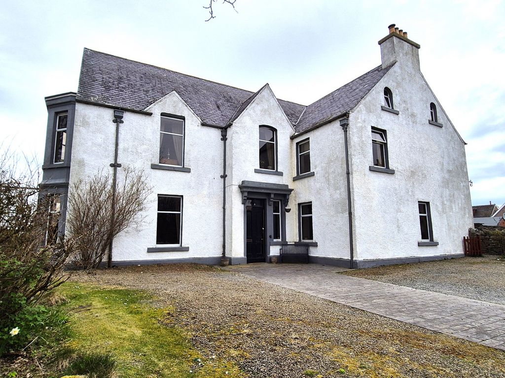 Property photo 1 of 24